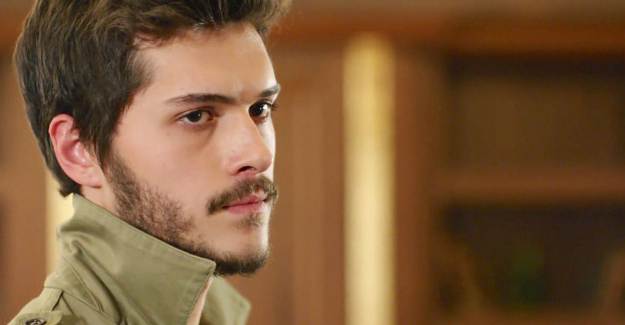 Reytinglere Kurban Giden Zemheri Dizisinden Sonra Alperen Duymaz Kendini Dinlenmeye Aldı