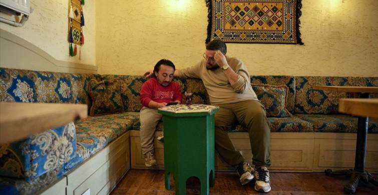 Rıdvan Çelik: Engelini Mizaha Dönüştüren Yetenek