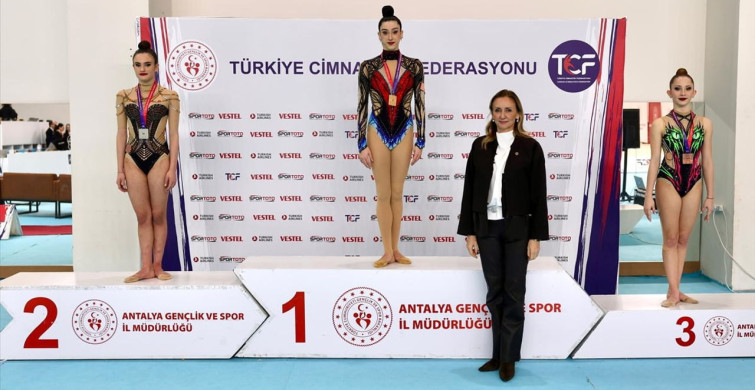 Ritmik Cimnastik Gönül Şanda Kupası Sonuçlandı