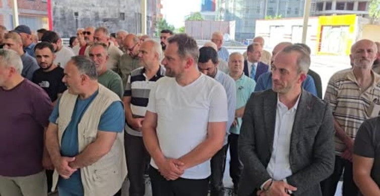 Rize'deki trafik kazasında hayatını kaybedenler toprağa verildi
