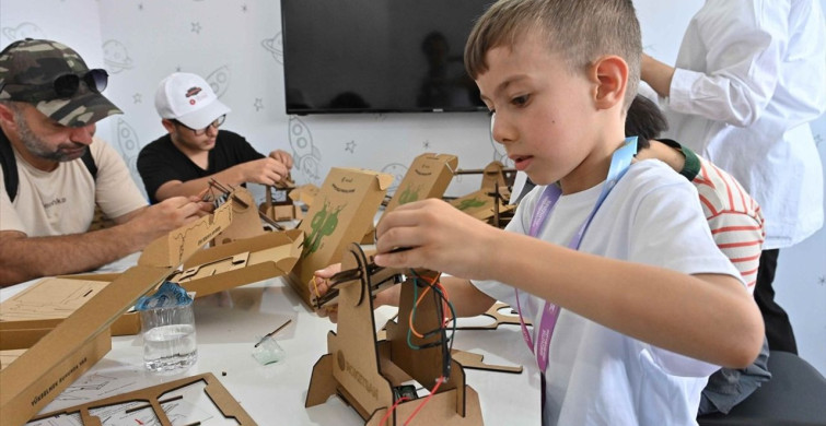 Roketsan, TEKNOFEST 2023'te Gençlerle Buluşuyor