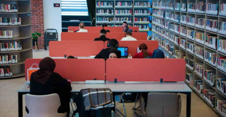 Roman Kahramanları İzmit Sokaklarına İniyor