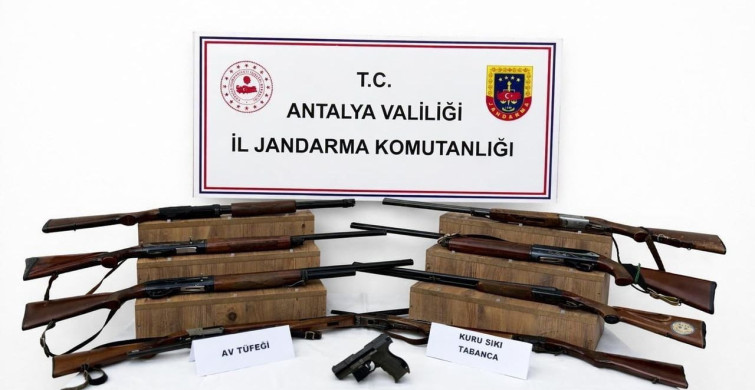Ruhsatsız Silahlara Yönelik Jandarma Operasyonu: Antalya'nın Kaş İlçesinde 10 Silah Ele Geçirildi