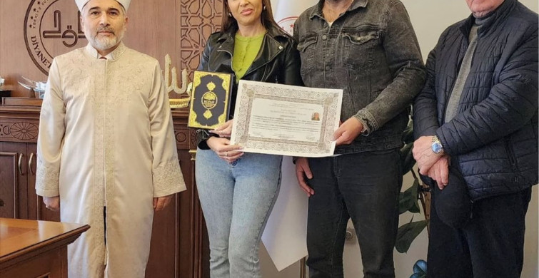 Rus Alena Knaub Müslüman Oldu