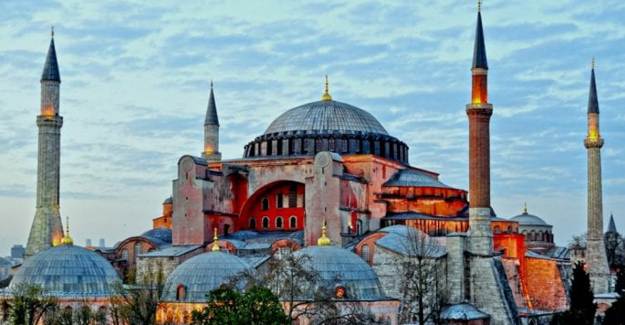 Rus Ortodoks Kilisesi: 'Ayasofya Kararı Acı ve İçerlemişlik Duyguları Oluşturdu'