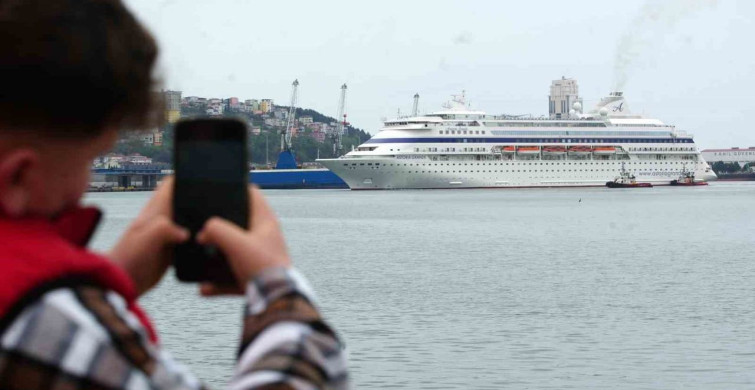 Rus Turistlerin Samsun’a İlgisi Devam Ediyor