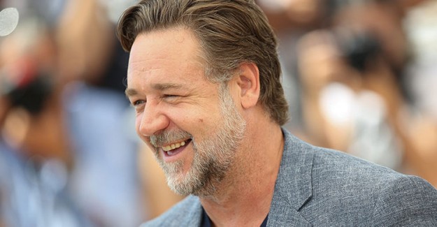 Russell Crowe'dan Fenerbahçe Mesajı