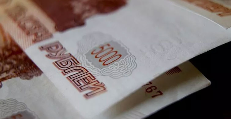 Rusya Merkez Bankası Uzun Bir Aranın Ardından Faiz Artırdı