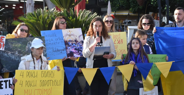 Rusya-Ukrayna Savaşı'nın 4. Yıl Dönümünde Antalya'da Basın Açıklaması