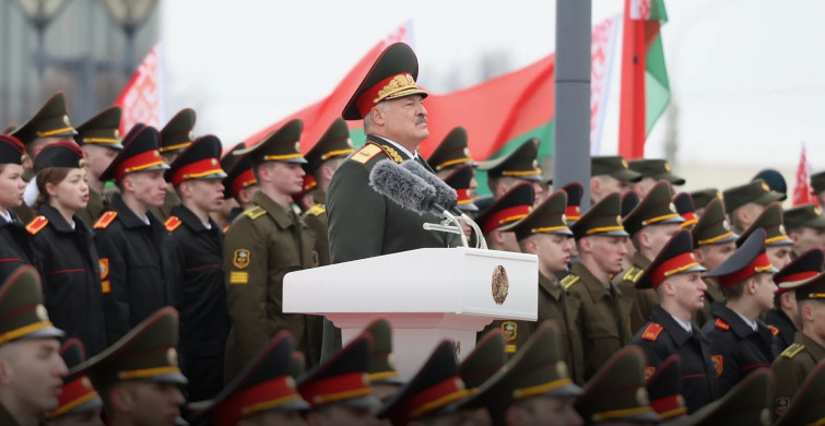 Rusya ve Belarus'tan Ortak Nükleer Tatbikat: Zelenskiy ve Kremlin'den Karşılıklı Açıklamalar