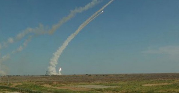 Rusya ve Sırbistan'dan S-400'lü Tatbikat