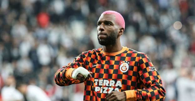 Ryan Babel Beşiktaş Taraftarlarını Kızdırdı!