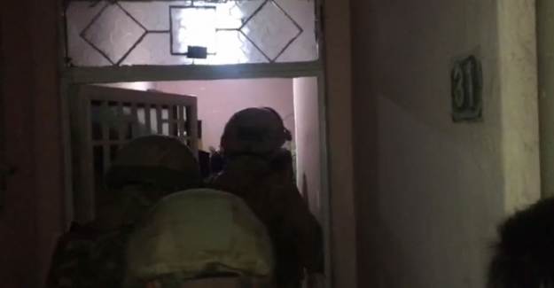 Sabah Vaktinde Polis Tepelerine Bindi