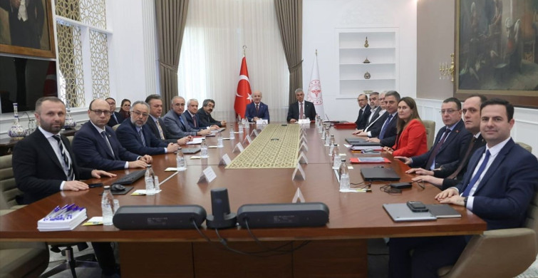 Sağlık Bakanı Memişoğlu YÖK Başkanı Özvar'ı Ağırladı