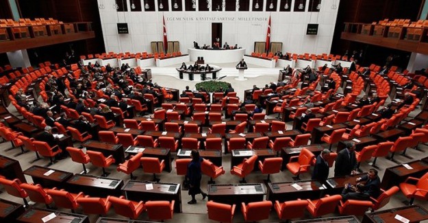 Sağlıkla İlgili Düzenlemeler İçeren Yasa Teklifinin  5. Maddesi Düzenlendi