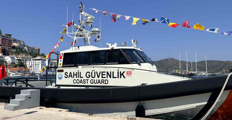 Sahil güvenlik botu fethiye’de halkın ziyaretine açıldı
