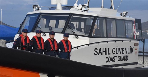 Sahil Güvenlik Ekipleri Ege Denizi'nde 7/24 Denetimde