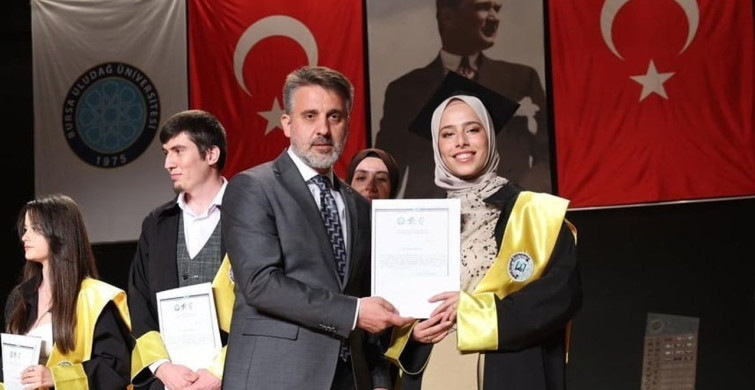Şahin Biba, genç mimarlara kariyer tavsiyeleri verdi