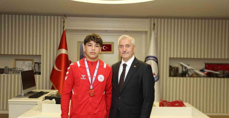Şahinbeyli Güreşçi Saruhan Karaoğlu Avrupa İkincisi Oldu
