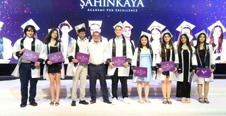 Şahinkaya'da mezuniyet coşkusu ve LGS gururu bir arada yaşandı