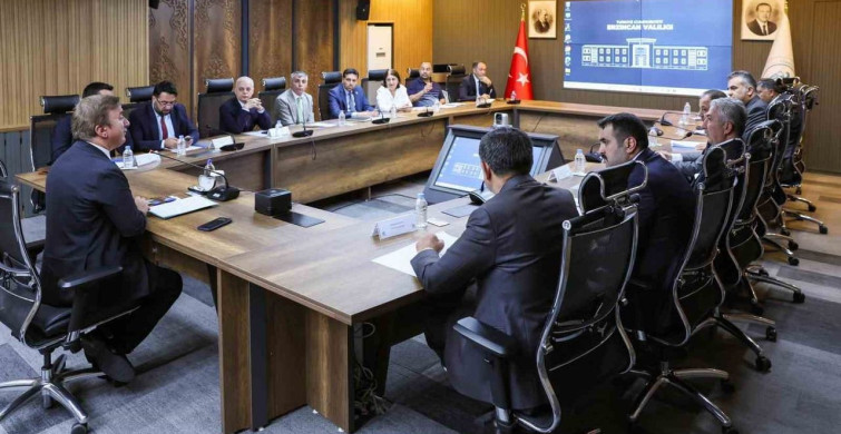 Sahipsiz hayvanlara yönelik çalışmalar kurul toplantısında ele alındı