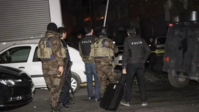 Sahte e-imzayla dev vurgun! Kamu görevlilerinin kimliğiyle ehliyet dağıttılar