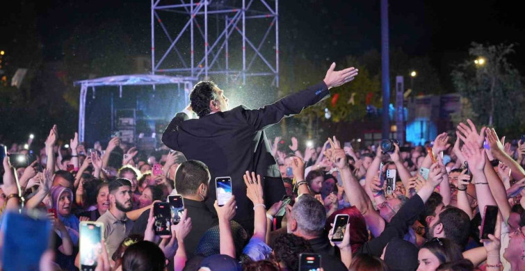 Sakarya kültür yolu festivalinde bayhan rüzgarı