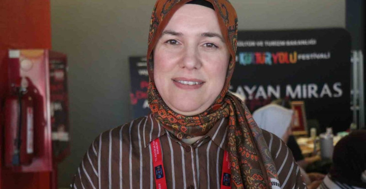 Sakarya Türkiye Kültür Yolu Festivali'nde porselen dekorlama atölyesi düzenlendi