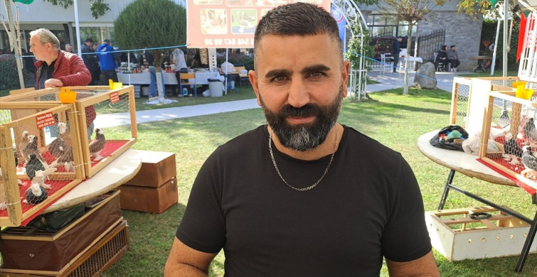 Sakarya'da 6. Tepeli Kostüm Güvercinleri Festivali Renkli Görüntülere Sahne Oldu