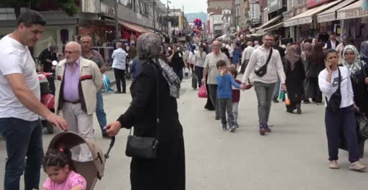 Sakarya'da Kurban Bayramı Alışverişi Yoğun Geçiyor