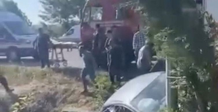 Sakarya'da otomobil menfeze düştü: Anne ve kızı hayatını kaybetti, sürücü yaralandı