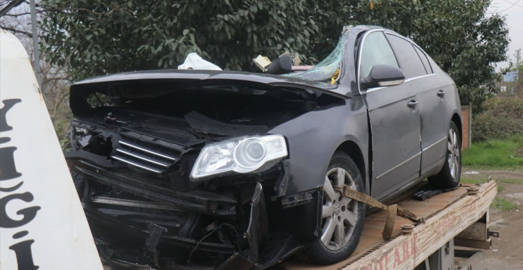 Sakarya'da Otomobil ve Tır Çarpışması: 1 Ölü, 1 Yaralı