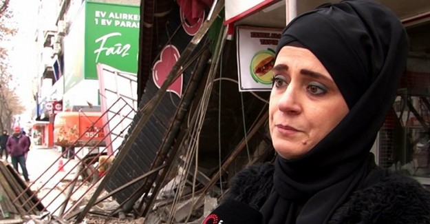 Sakarya'da Temel Atma Sırasında Bölgede Bulunan Bina Çöktü!