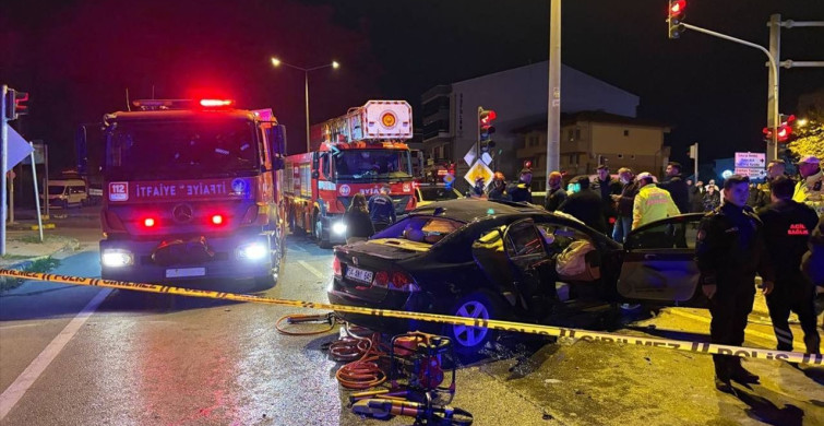 Sakarya'da Trafik Kazası: 1 Ölü, 2 Yaralı