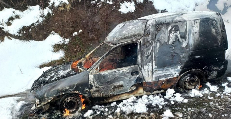 Sakarya'da üşüdüğü için ateş yakan adam, yanarak hayatını kaybetti