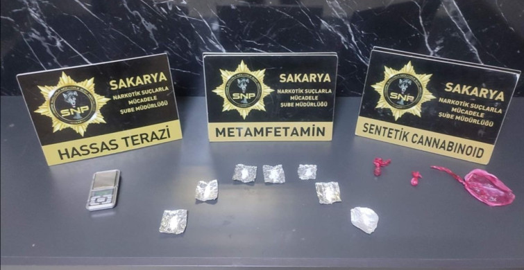 Sakarya'da Uyuşturucu İmha Girişimi: 3 Şüpheli Gözaltında