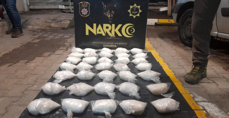 Sakarya'da Uyuşturucu Operasyonu: 17 Kilo Metamfetamin Ele Geçirildi