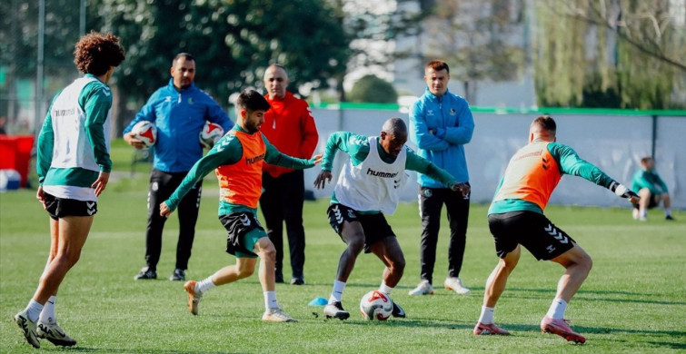 Sakaryaspor, Esenler Erokspor Maçına Hazırlanıyor