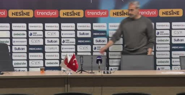 Sakaryaspor Teknik Direktörü Mustafa Dalcı'nın Ümraniyespor Maçındaki Değerlendirmesi