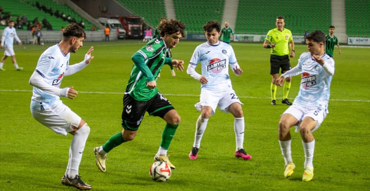 Sakaryaspor, Trendyol 1. Lig'de Adana Demirspor'u 4-0 Mağlup Etti