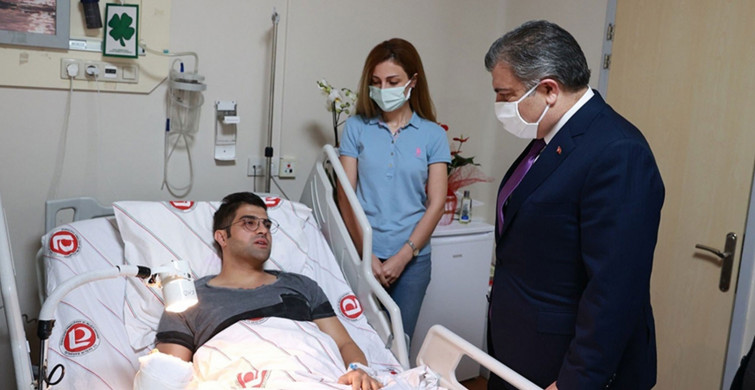 Saldırıya Uğrayan Doktora, Fahtettin Koca’dan Ziyaret!