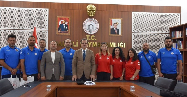 Salihli kaymakamı güldoğan antrenörleri makamında ağırladı