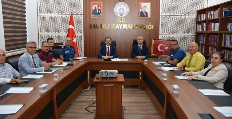 Salihli'de 2026 Yükseköğretim Kurumları Sınavı koordinasyon toplantısı yapıldı