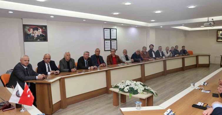 Salihli'de Esnaf ve Meslek Odaları Sorunları Görüşmek İçin Bir Araya Geldi