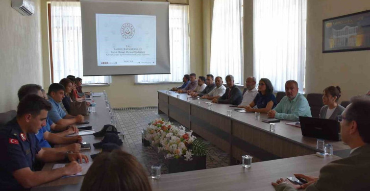 Salihli'de kadına şiddet ve çocuk koruma için kritik toplantı
