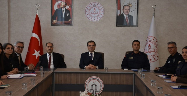 Salihli'de Şiddetle Mücadele Toplantısı Yapıldı