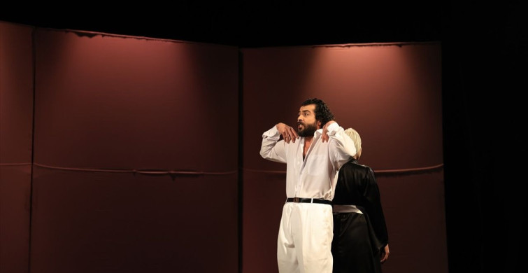 Şam'da 'İsmail'i Beklerken' Oyunu ile Kayıplara Dikkat Çekildi