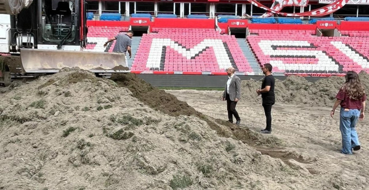 Samsun 19 Mayıs stadyumu’nun zemini yeni sezona hazırlanıyor