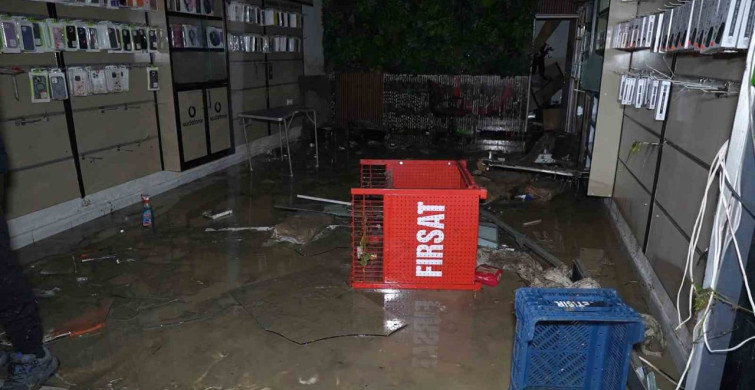 Samsun Valisi Orhan Tavlı'dan Sel Açıklaması