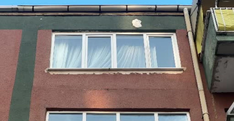 Samsun'da 1,5 Yaşındaki Çocuk 5. Kattan Düşerek Hayatını Kaybetti